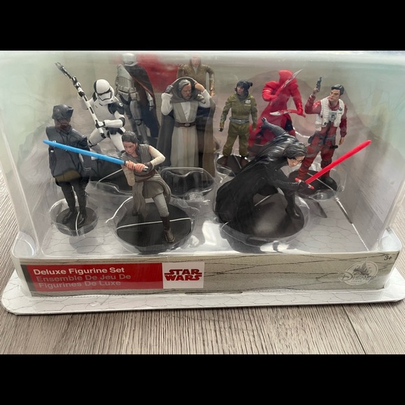 New Star Wars The Last Jedi Deluxe Figurine Set by Disney - Picture 2 of 7